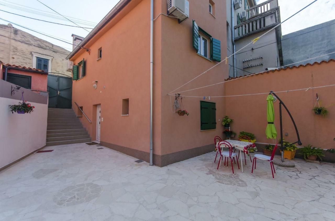 House Poets Street In Old Sibenik Villa Exteriör bild